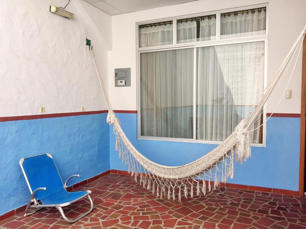 بويرتو أيورا Hostal Baltra المظهر الخارجي الصورة
